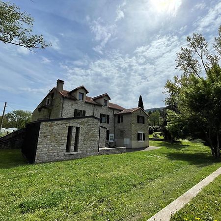 Auberge De Jeunesse Hi Millau La Maladrerie Εξωτερικό φωτογραφία